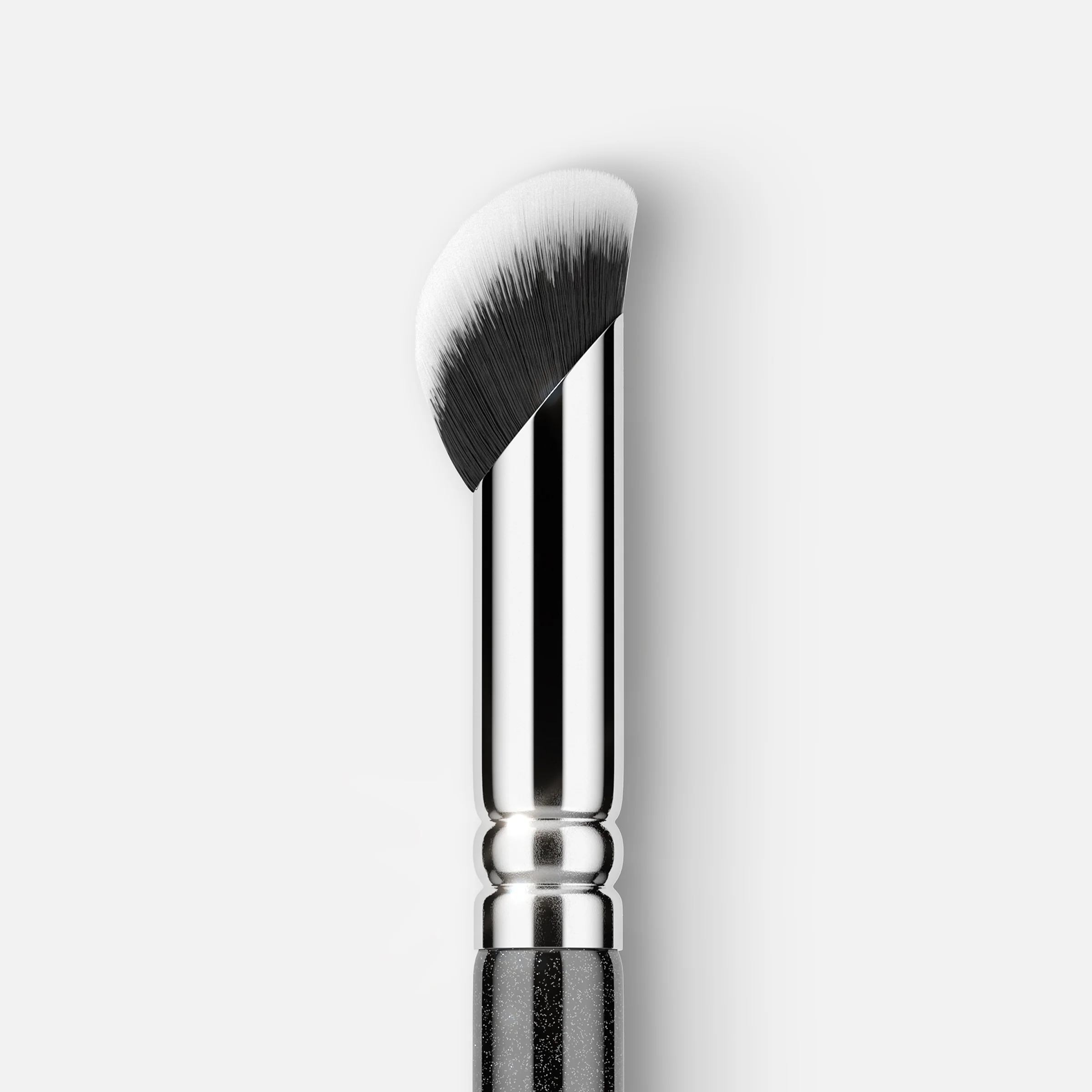 146 Concealer Touch & Blend Pinsel - Image 2